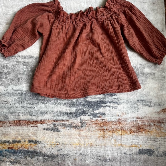 Lulu's Rust Off-Shoulder Blouse - Picture 2 of 3